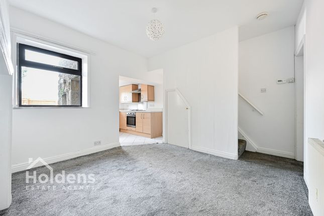 14 Derby Road, Preston photo 4