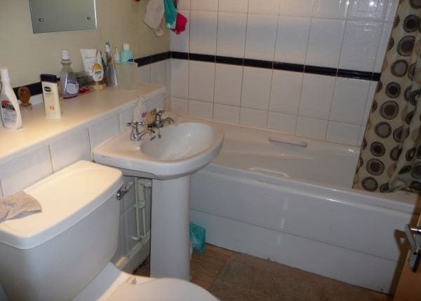 42, Caraway Heights, Poplar High St, London photo 4