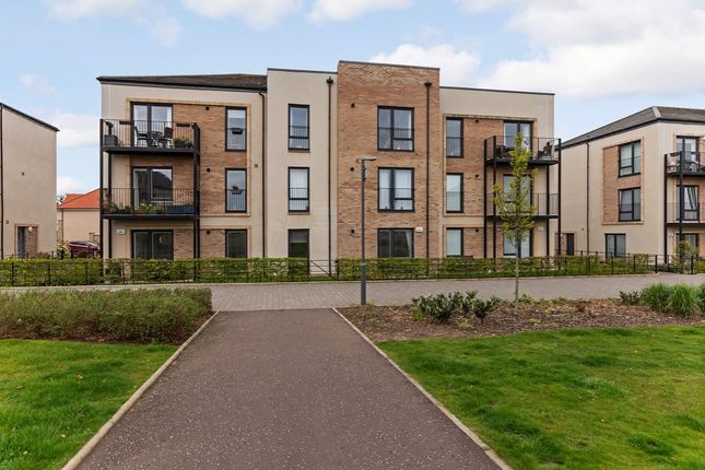 Thumbnail Flat for sale in Lowrie Gait, South Queensferry, Edinburgh