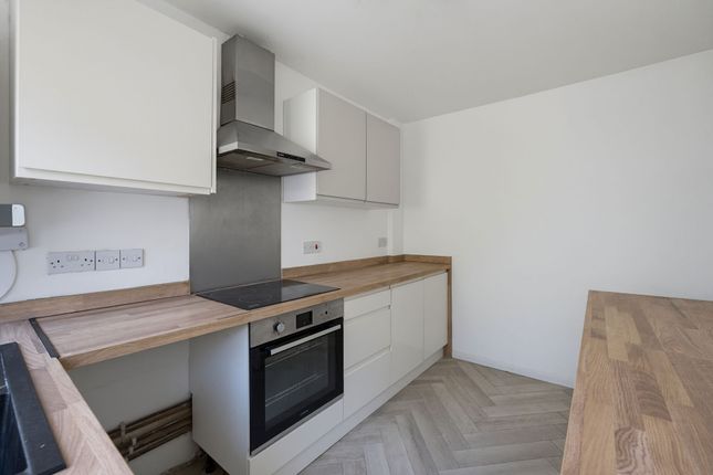 87 Pentregethin Road, Swansea photo 4