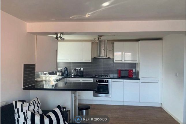 Flat, Lions Court Rishton Lane, Bolton photo 2