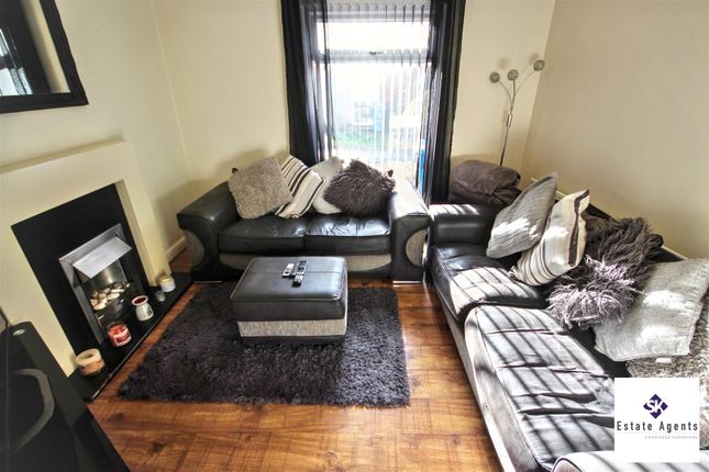 Hazlebarrow Road, Sheffield photo 4