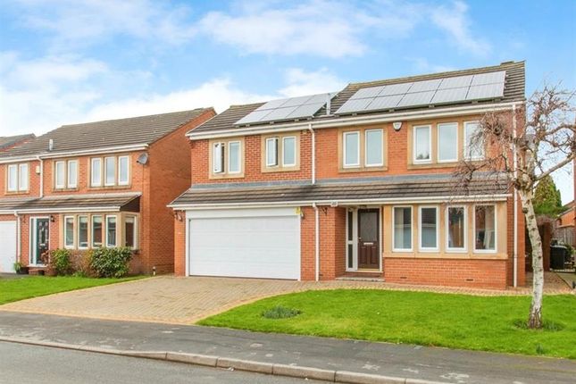 Thumbnail Detached house for sale in Hill Top Lane, Tingley, Wakefield
