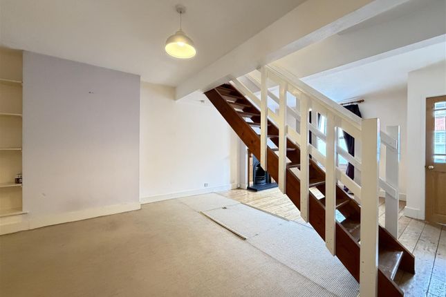 36, Guy Street, Warwick photo 4