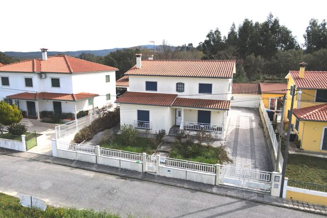 Thumbnail Detached house for sale in Pedrógão Grande, Pedrógão Grande (Parish), Pedrógão Grande, Leiria, Central Portugal