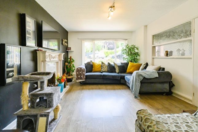 15, Croftlands, Bury photo 4