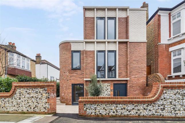 Thumbnail Detached house for sale in Boyne Road, London