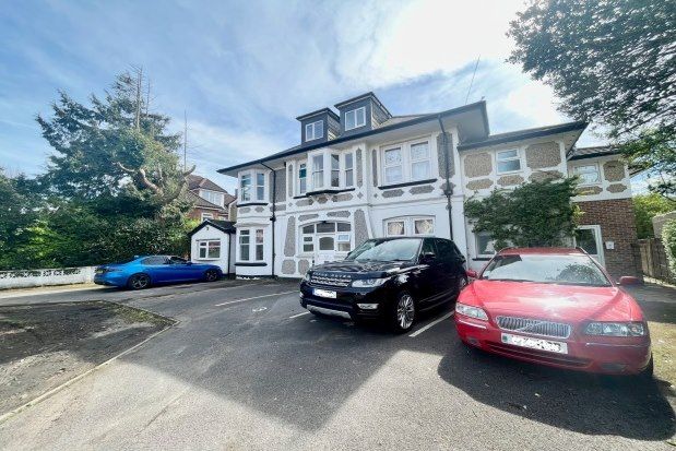 Flat to rent in Devonshire Lodge, Bournemouth