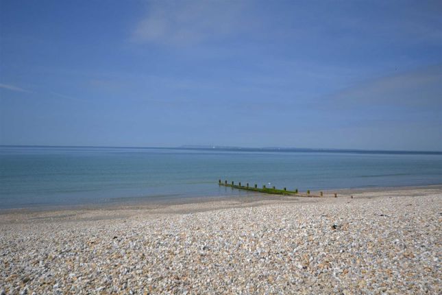 Fairview, West Bracklesham Drive, Nr Chichester photo 3