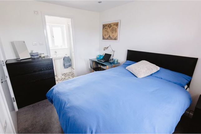 Room to rent in Wisley, Woking