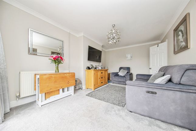 13, Janebrook Road, IPSWICH photo 2