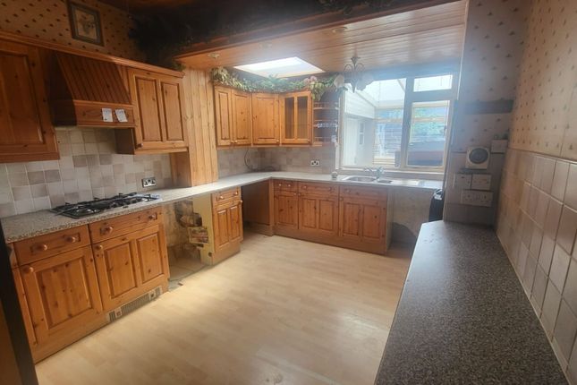 9 Hillsborough Road, Leicester photo 3