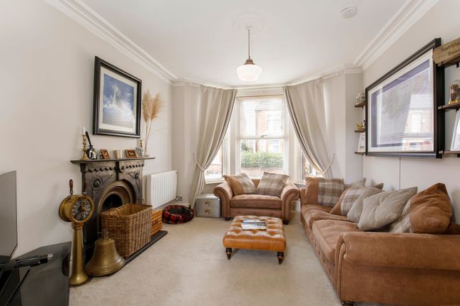 6 Highfield Drive, Manchester photo 2