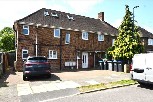 Thumbnail Flat to rent in Ensign Drive, London