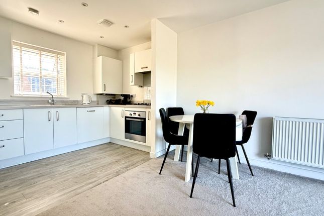 Flat 7,Denny House, 2 Worrall Drive, Wouldham photo 2
