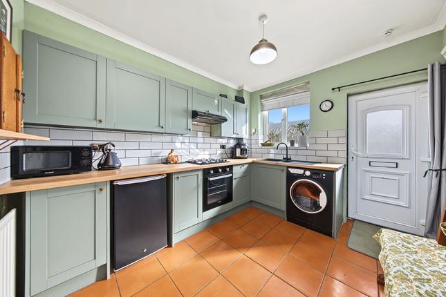 10 Pleasant Place, Barker Lane, Chesterfield photo 2