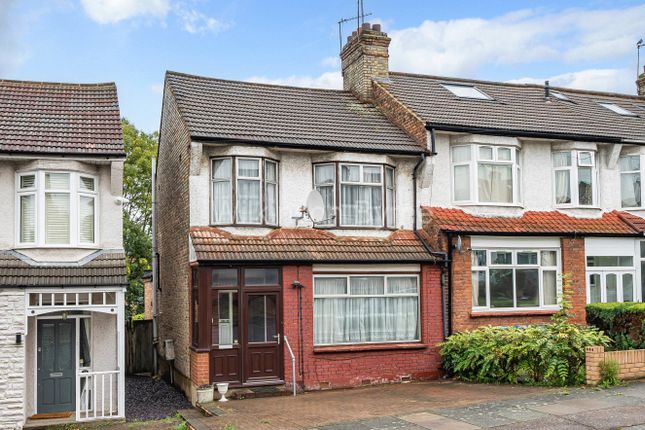 End terrace house for sale in Evesham Road, London