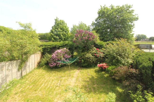 6, High Crest, Harrogate photo 4