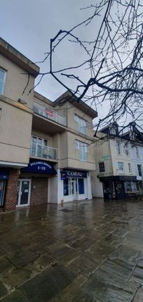 Flat to rent in Carfax, Dulcima House