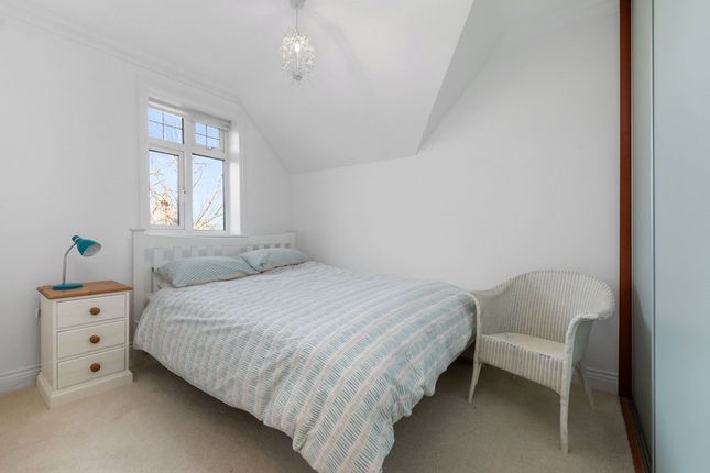 Flat for sale in Egmont Road, Sutton