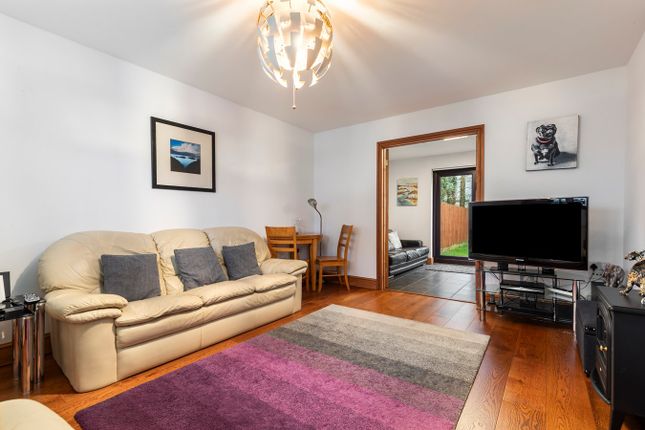 11, Glanafon Gardens, Haverfordwest photo 4