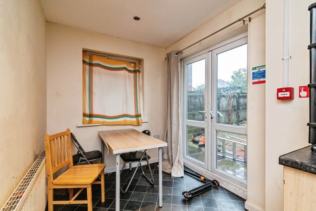 35, Bar Lane, Nottinghamshire photo 4