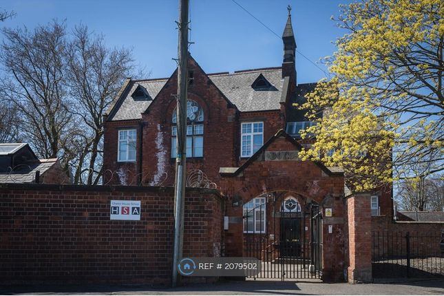 Flat to rent in Charterhouse School, Hull