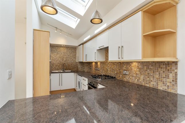24B, Nightingale Lane, Wanstead photo 3