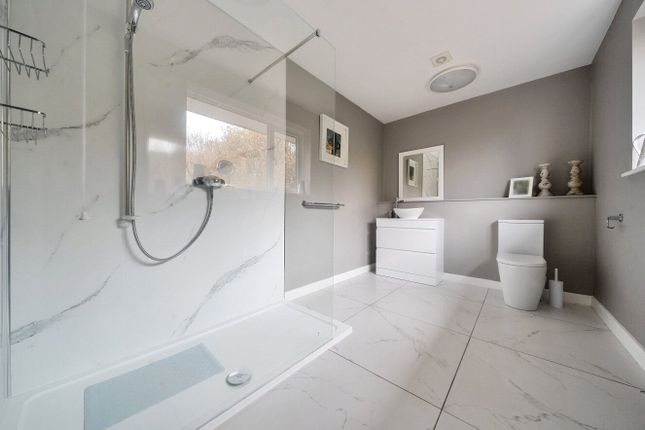 En Suite Bedroom 5