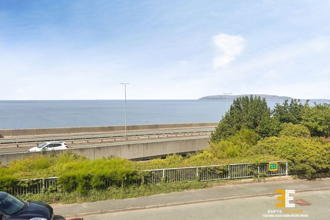 4, Victoria Terrace, Penmaenmawr photo 2