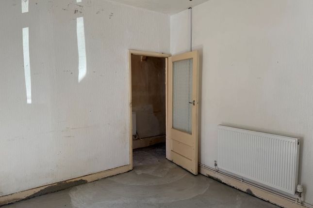 9, Earl Street, Swansea photo 4