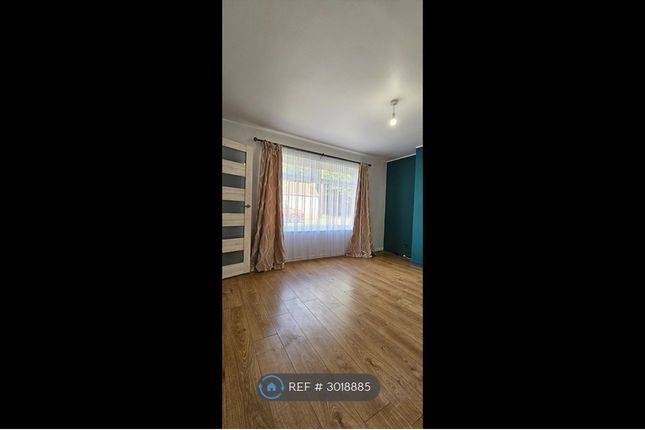 Seymour Close, Coventry photo 4