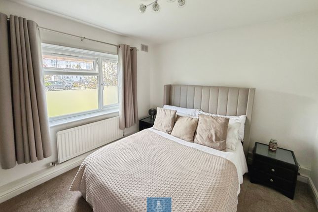 308, Middlemarch Road, Coventry photo 2