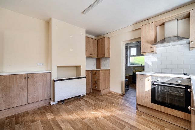 2, The Heights Felderland Lane, Worth, Deal photo 3