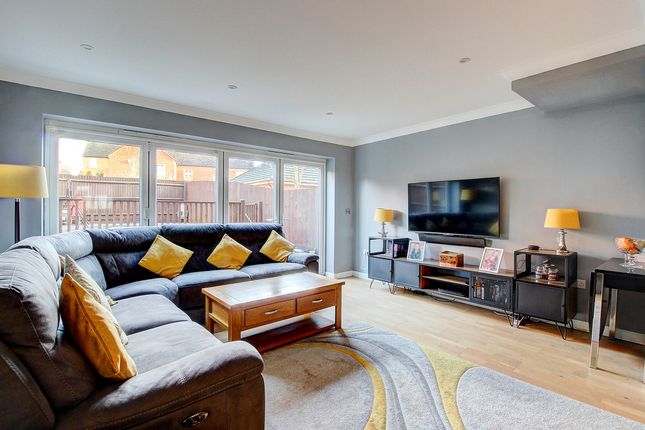 Town house for sale in Portishead Drive, Tattenhoe