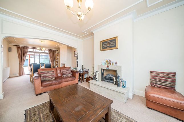 144, Beresford Avenue, Surbiton photo 2