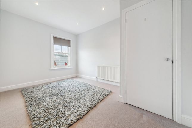 Flat for sale in Thurleigh Road, London