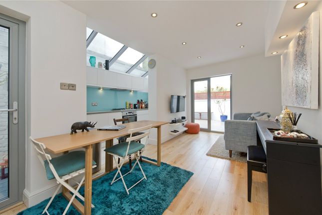 Thumbnail Flat to rent in Shorrolds Road, London
