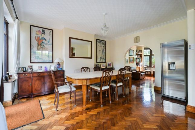 1 Temple Road, Epsom photo 4