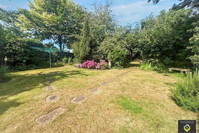 14, Lewis Avenue, Gloucester photo 2