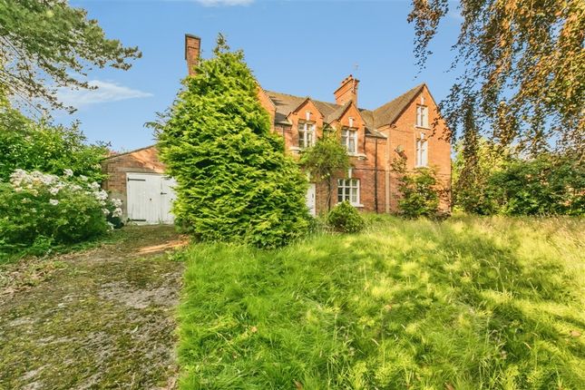 5-bed semi-detached on Old Road, STOKE-ON-TRENT, £300,000
