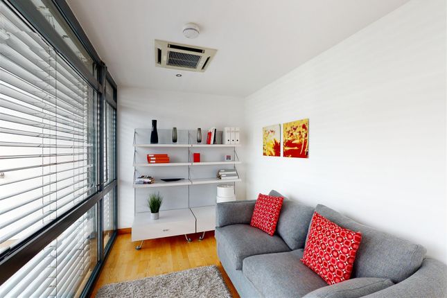 Flat for sale in Deansgate, Manchester