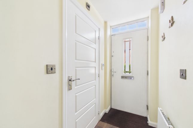 5, Colman Crescent, Hull photo 2