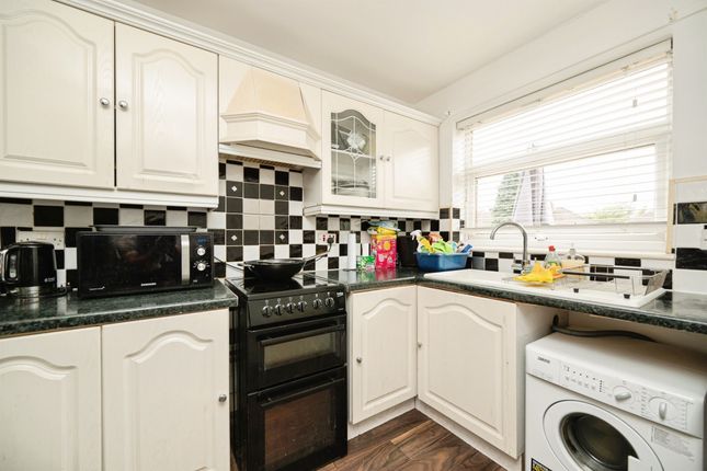 38, Dorrington Green, BIRMINGHAM photo 4