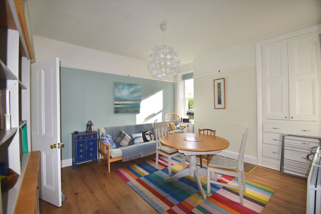 3 Whaley Lane, High Peak photo 3