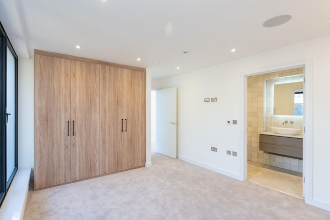 Detached house to rent in Orchard Grove, London
