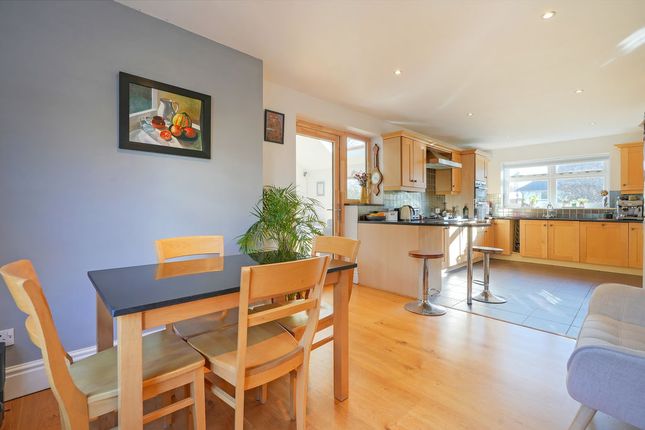 8, Slayleigh Delph, Sheffield photo 2