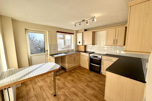 19, Laburnam Way, Chepstow photo 4