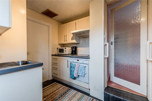 29, Oakridge Avenue, Ilkley photo 3