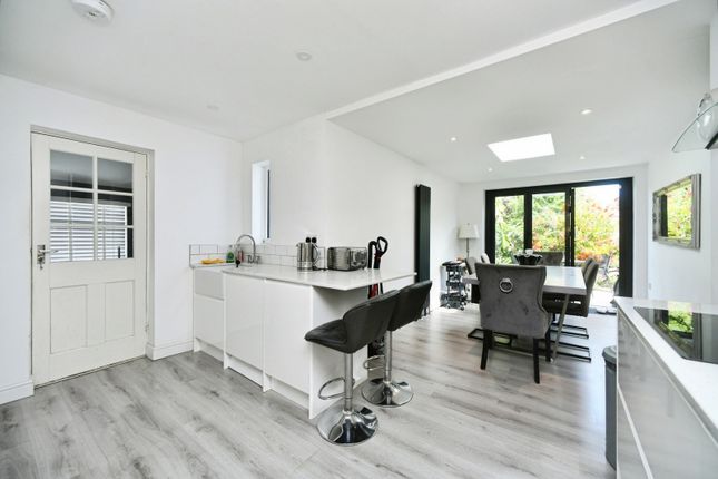 17, Mount Drive, Brighton photo 4